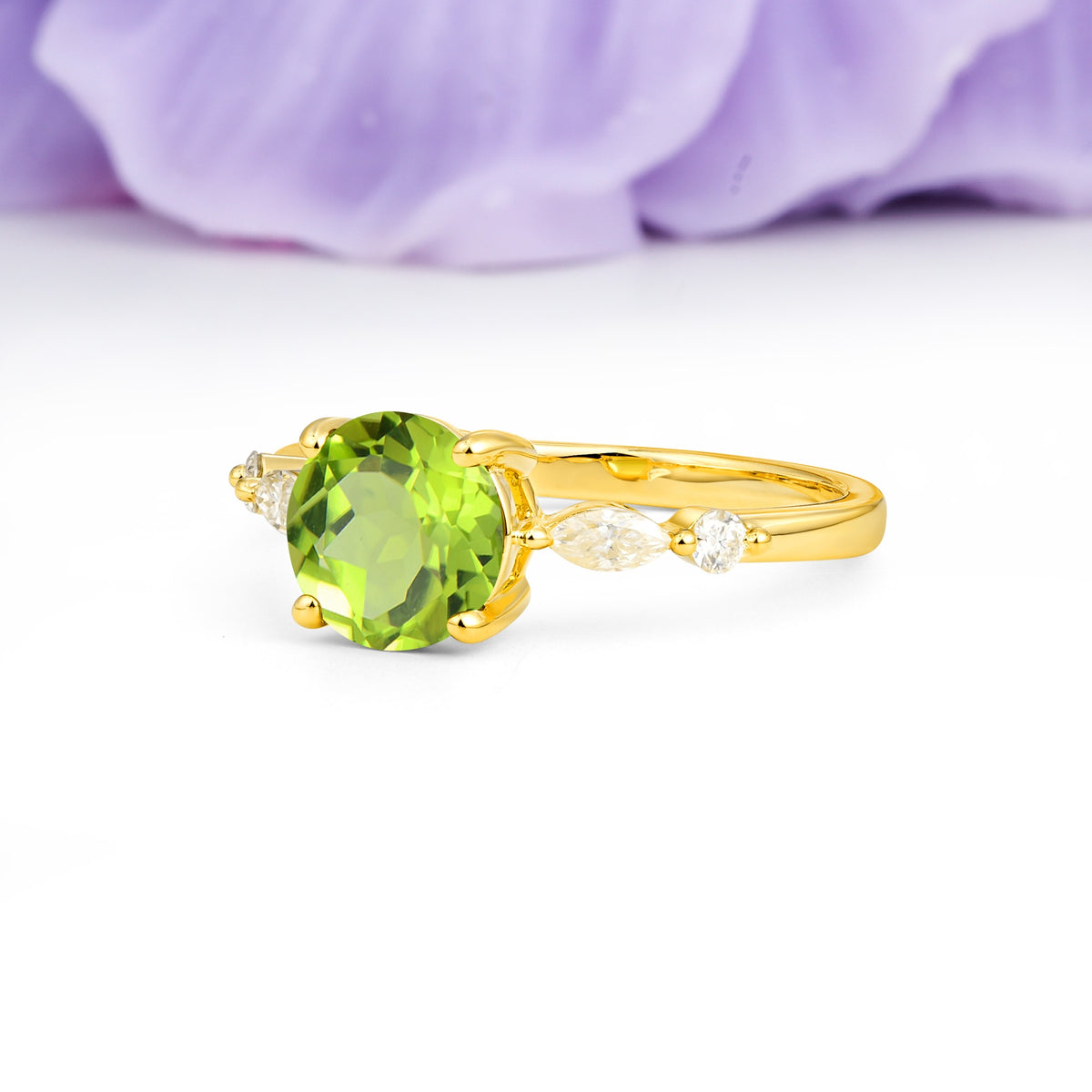 Classic Retro Luxury 4-Prong Round Cut Peridot Engagement Ring - Additional view