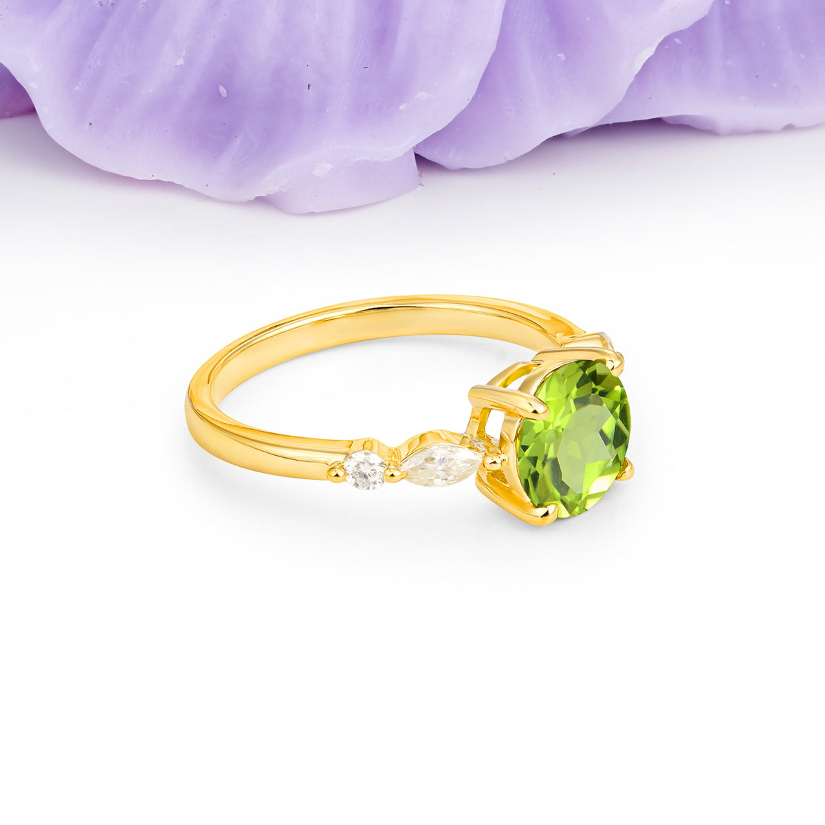 Classic Retro Luxury 4-Prong Round Cut Peridot Engagement Ring - Additional view