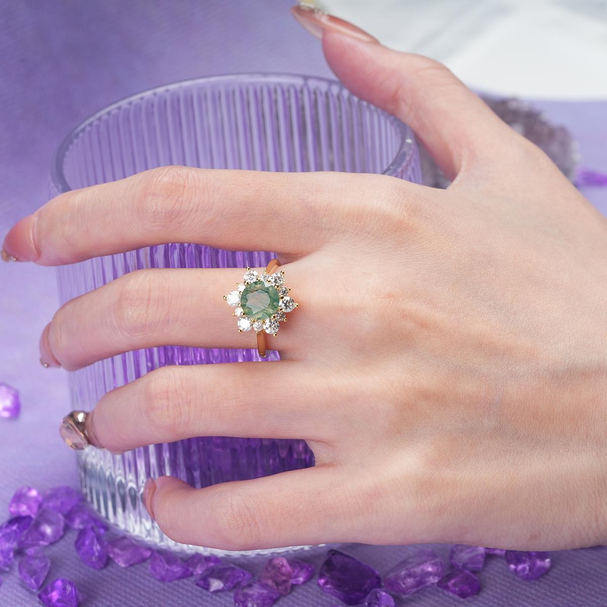 Luxurious Flower-Shaped 12-Prong Round Cut Moss Agate Engagement Ring
