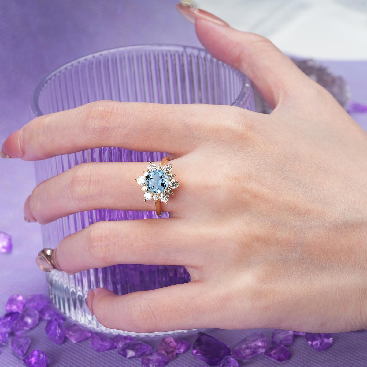 Luxurious Flower-Shaped 12-Prong Round Cut Aquamarine Engagement Ring