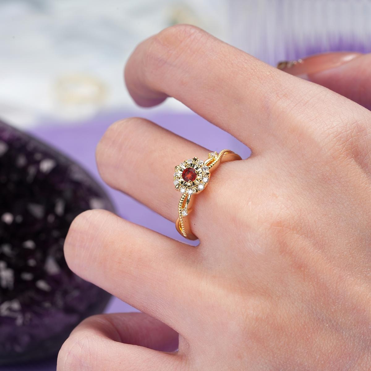 Unique, Luxurious, Twisted 4-Prong Round Cut Garnet Engagement Ring