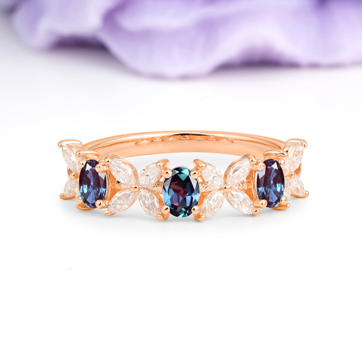 Unique and Luxurious 4 Prong Oval Cut Alexandrite Three stones Wedding Ring - Additional view