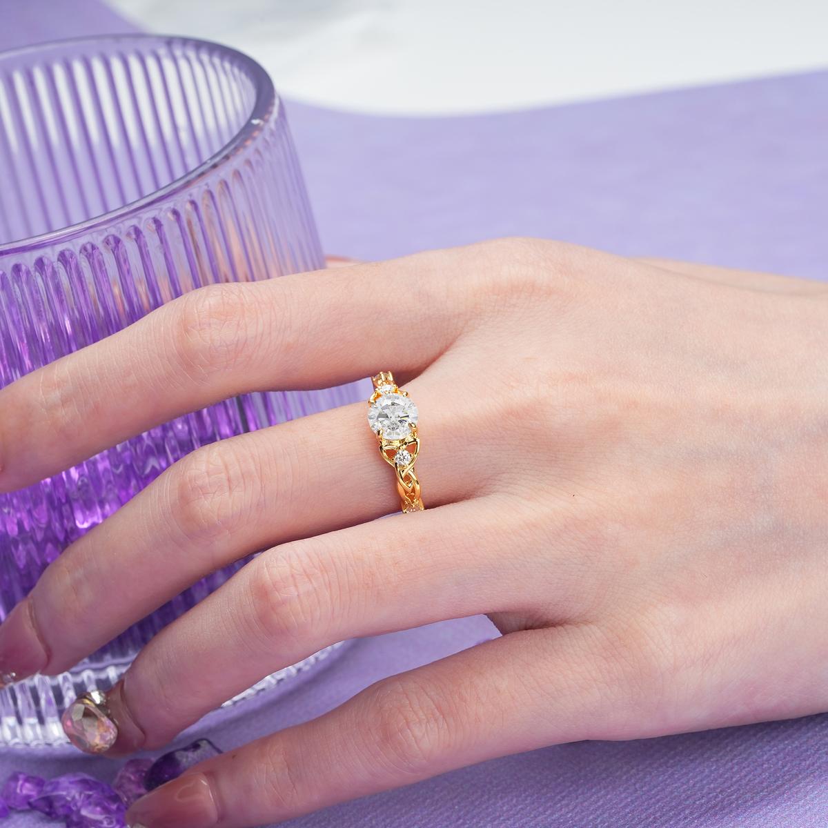 Nature-Inspired Luxury: Openwork 4-Prong Round Cut Moissanite Engagement Ring