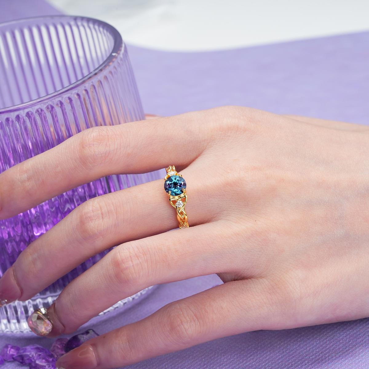 Nature-Inspired Luxury: Openwork 4-Prong Round Cut Alexandrite Engagement Ring