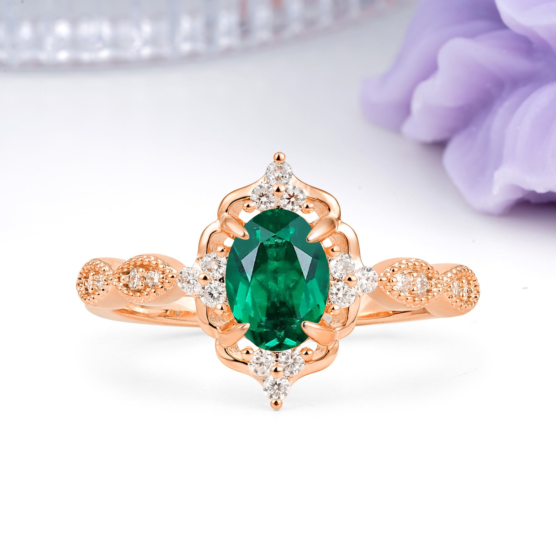 Luxurious Vintage 4-Prong Oval Cut Emerald Engagement Ring - Additional view
