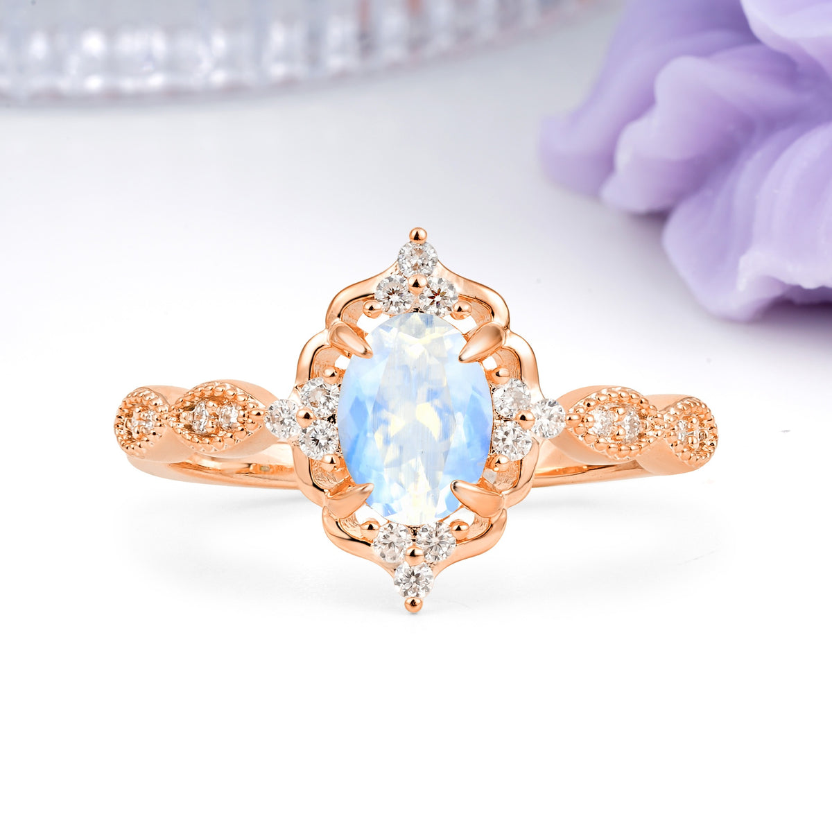 Luxurious Vintage 4-Prong Oval Cut Moonstone Engagement Ring - Additional view