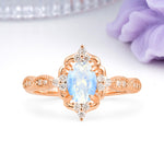 Luxurious Vintage 4-Prong Oval Cut Moonstone Engagement Ring - Additional view
