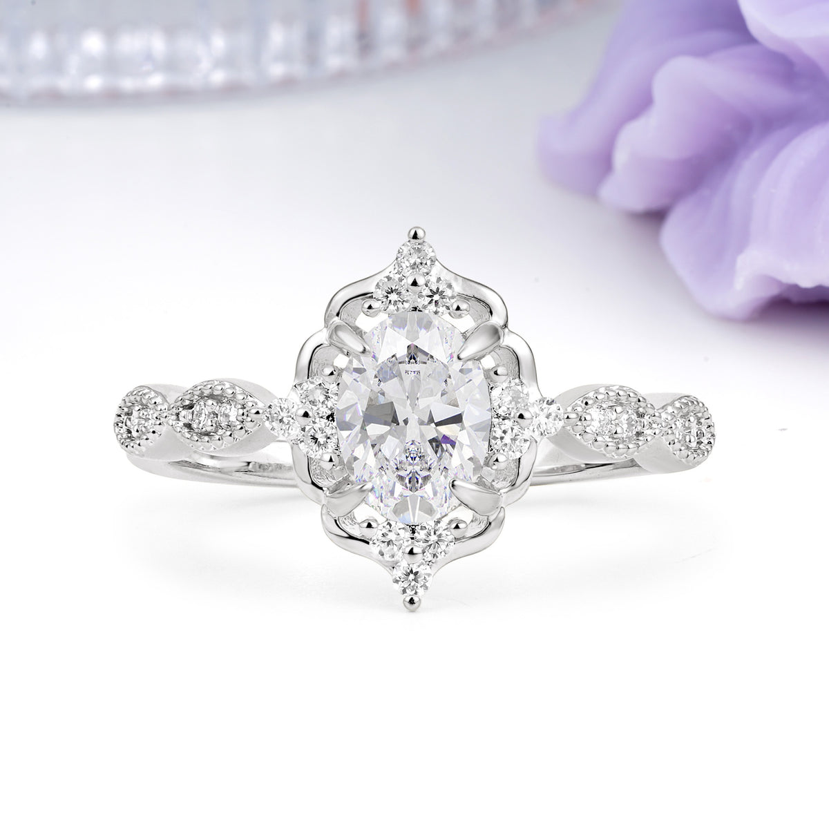 Luxurious Vintage 4-Prong Oval Cut Moissanite Engagement Ring - Additional view