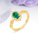 Luxurious Vintage 4-Prong Oval Cut Emerald Engagement Ring - Additional view