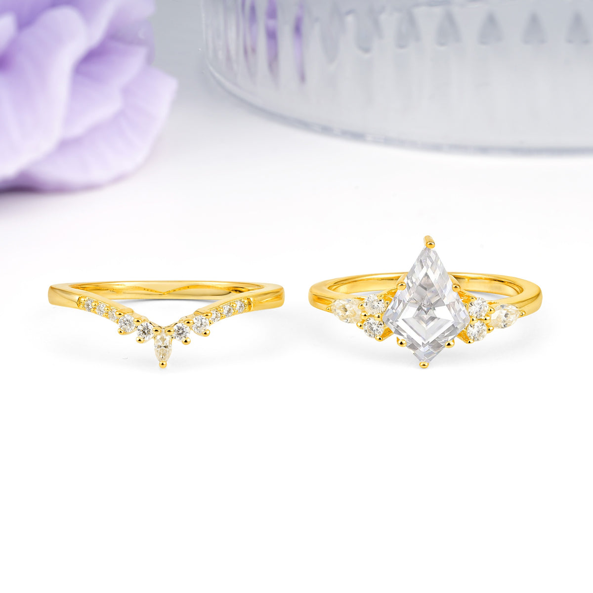 Classic, Luxurious 5-Prong Kite Cut Moissanite Bridal Ring Set - Additional view