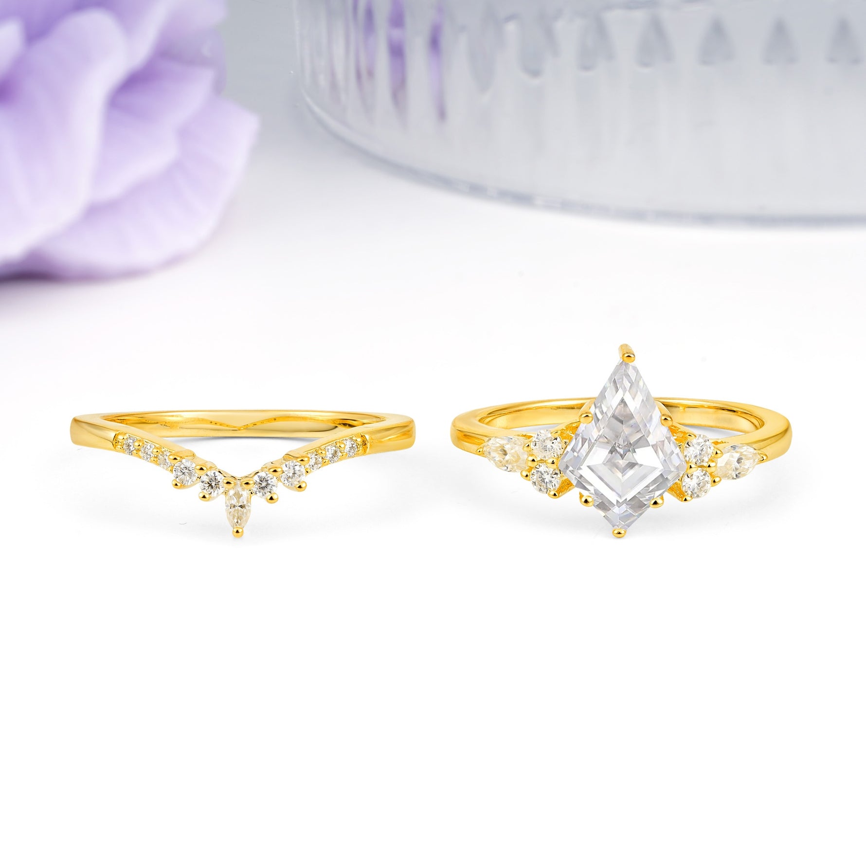 Classic, Luxurious 5-Prong Kite Cut Moissanite Bridal Ring Set - Additional view