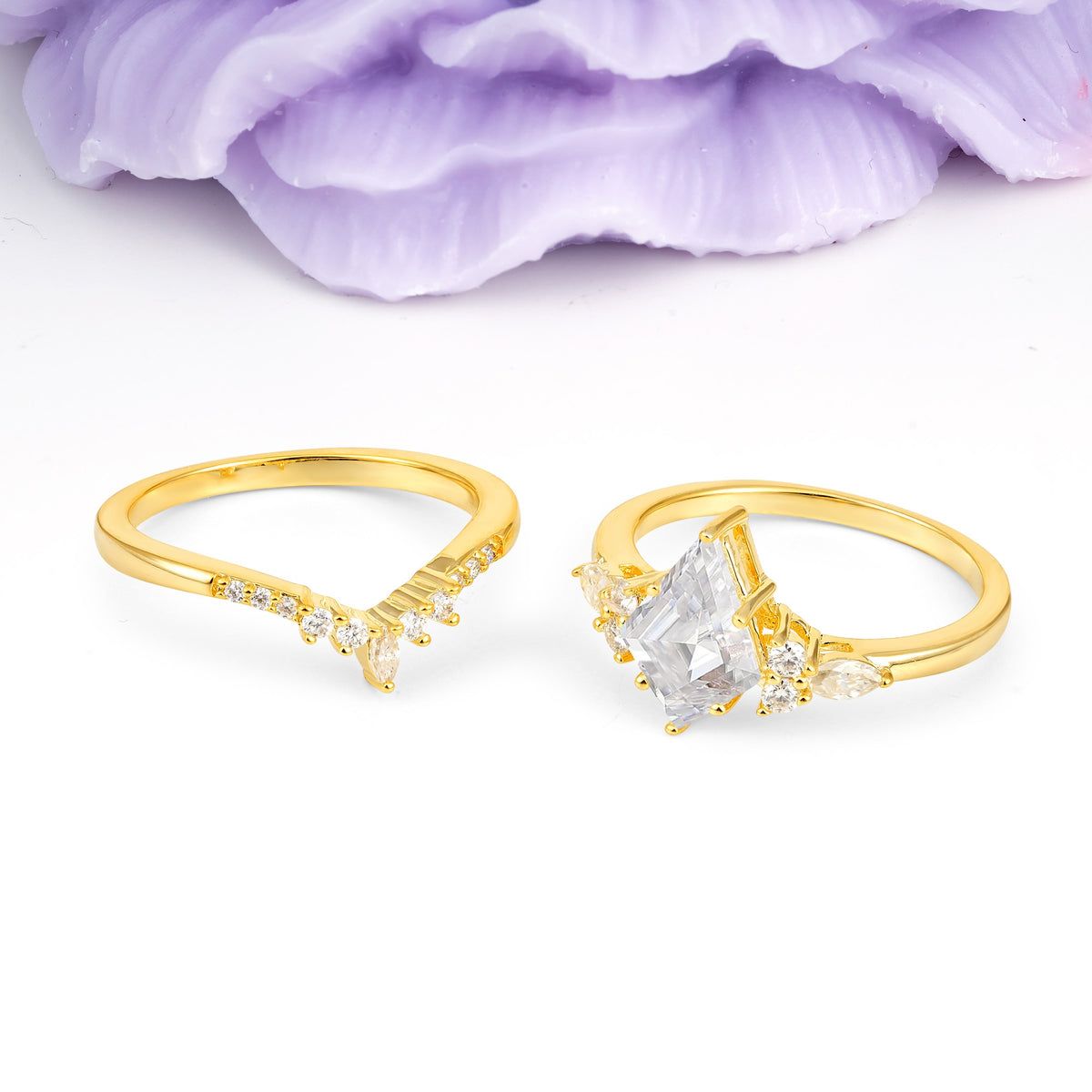 Classic, Luxurious 5-Prong Kite Cut Moissanite Bridal Ring Set - Additional view