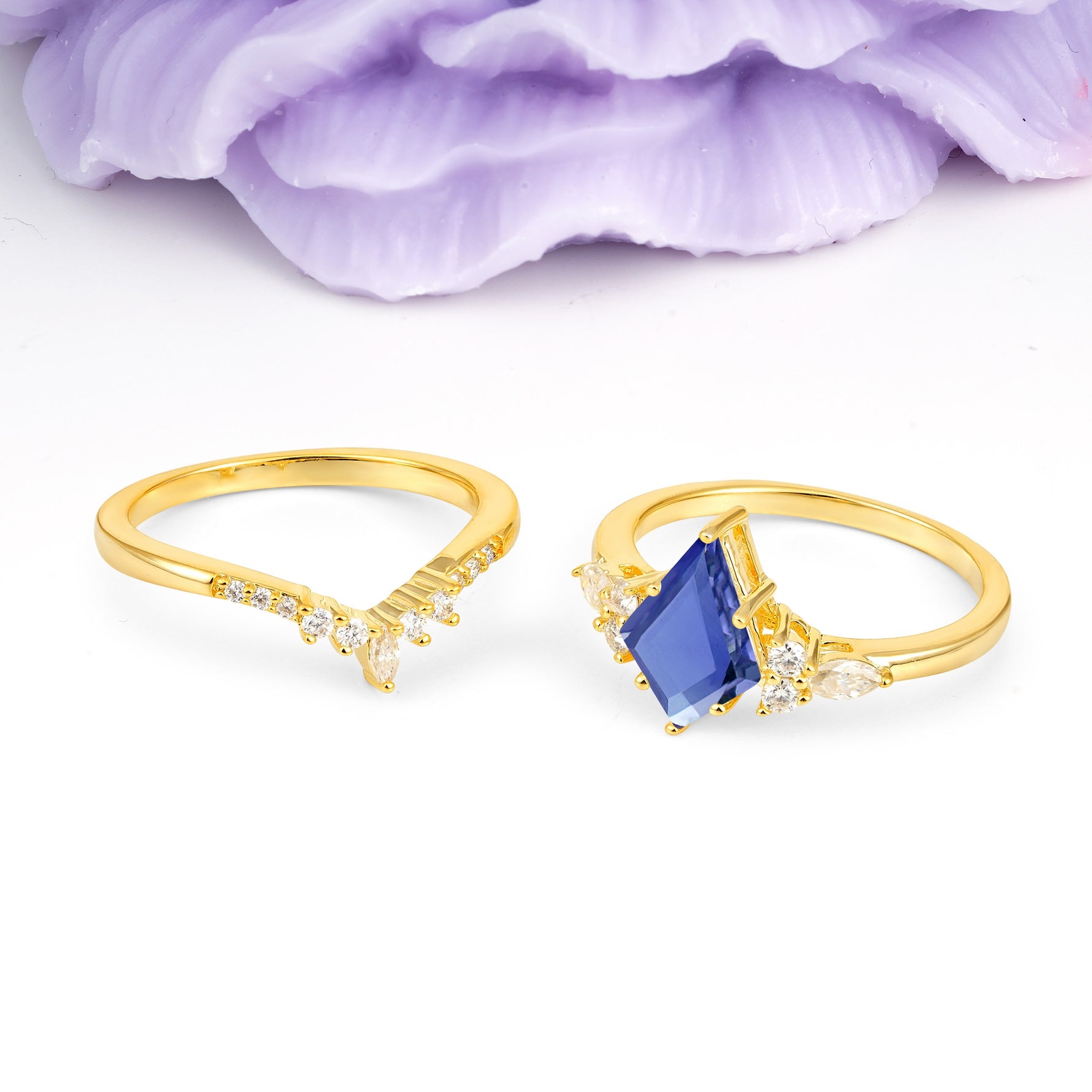 Classic, Luxurious 5-Prong Kite Cut Tanzanite Bridal Ring Set - Additional view