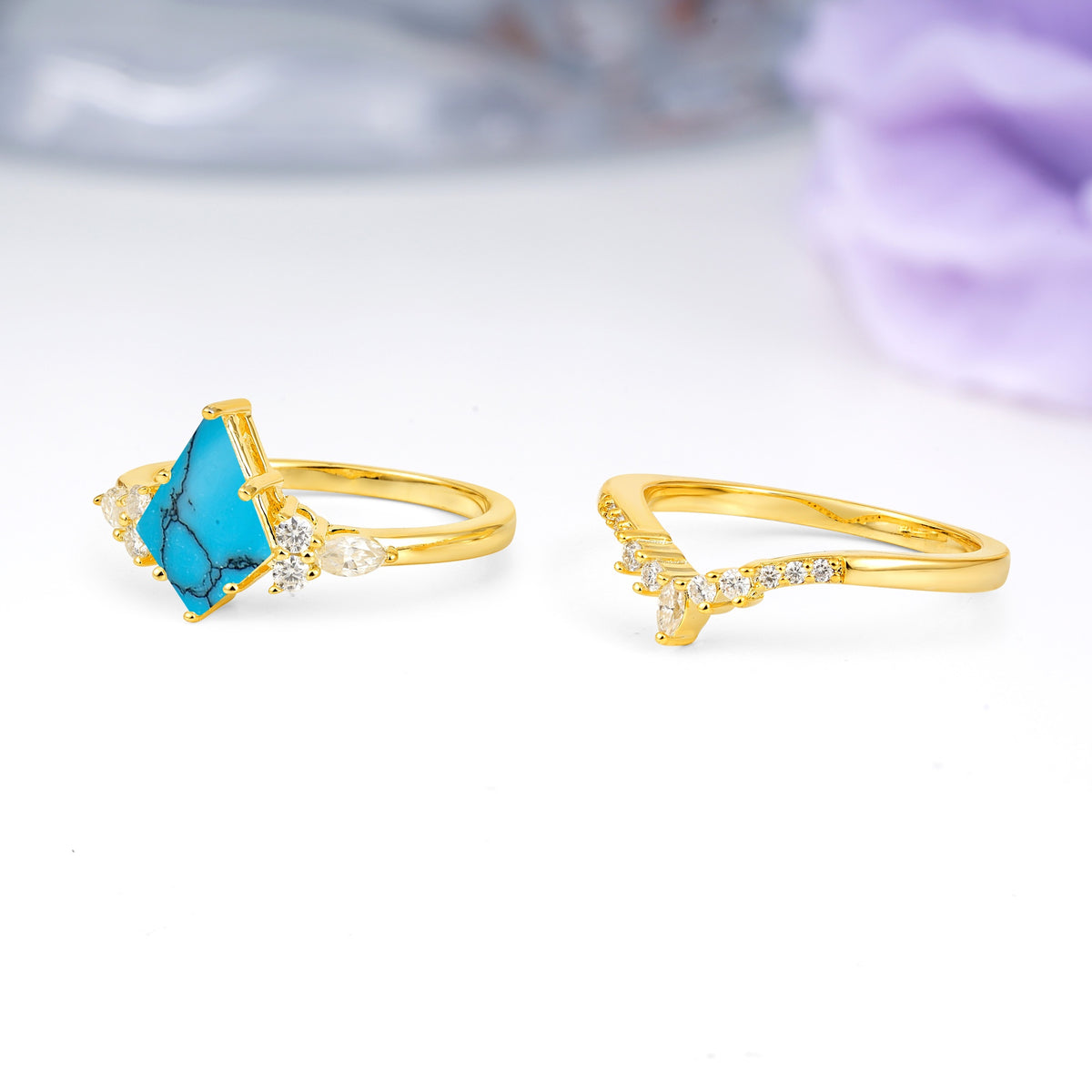 Classic, Luxurious 5-Prong Kite Cut Turquoise Bridal Ring Set - Additional view