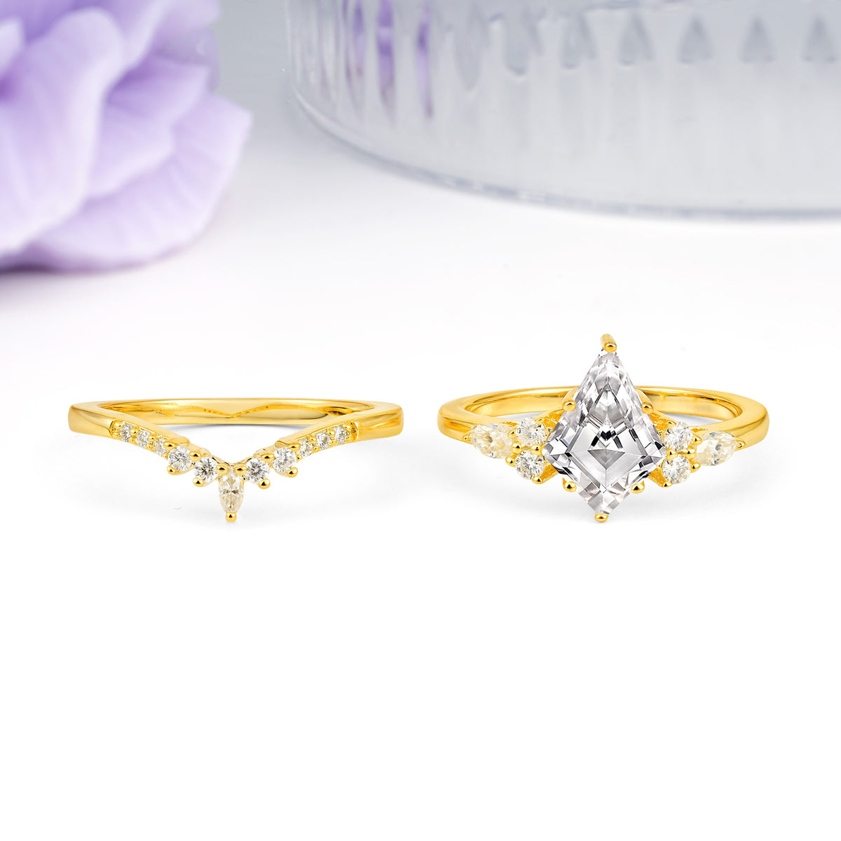 Classic, Luxurious 5-Prong Kite Cut Lab Diamond Bridal Ring Set - Additional view