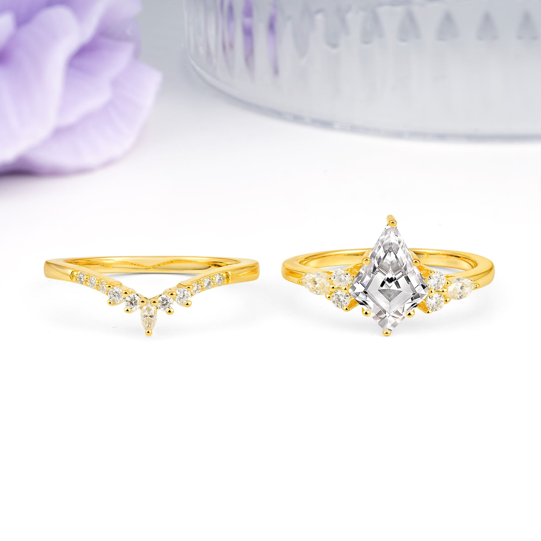 Classic, Luxurious 5-Prong Kite Cut Lab Diamond Bridal Ring Set - Additional view