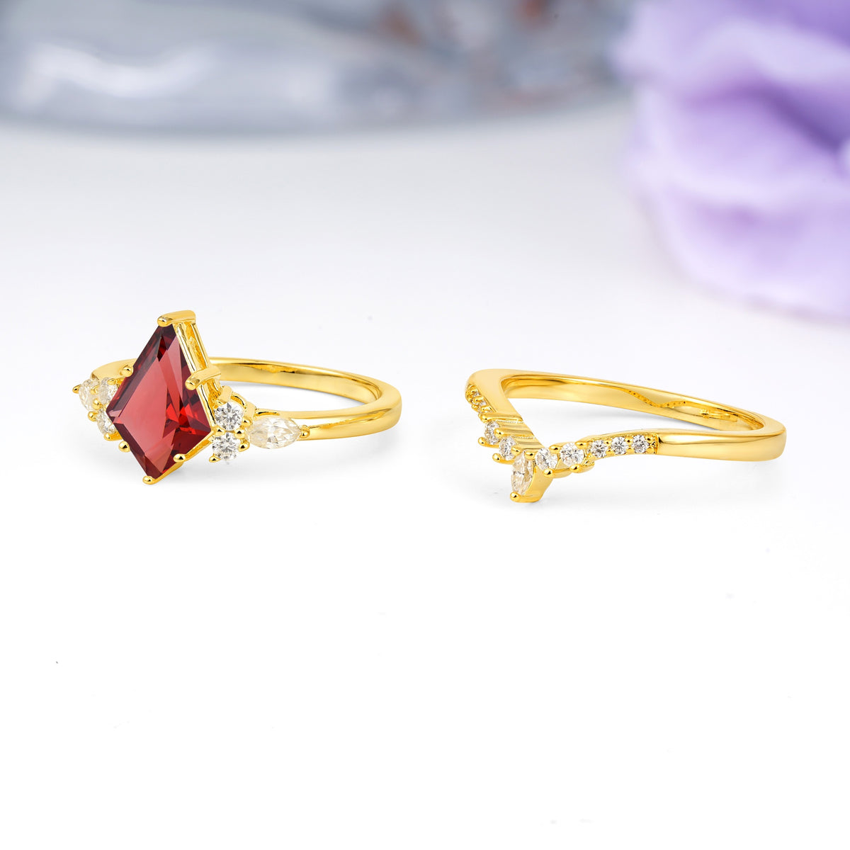 Classic, Luxurious 5-Prong Kite Cut Garnet Bridal Ring Set - Additional view