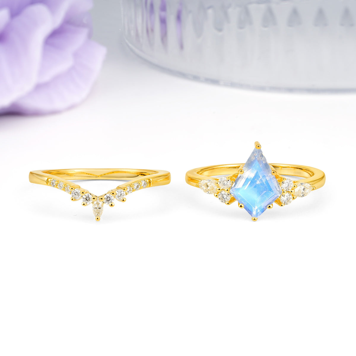Classic, Luxurious 5-Prong Kite Cut Moonstone Bridal Ring Set - Additional view