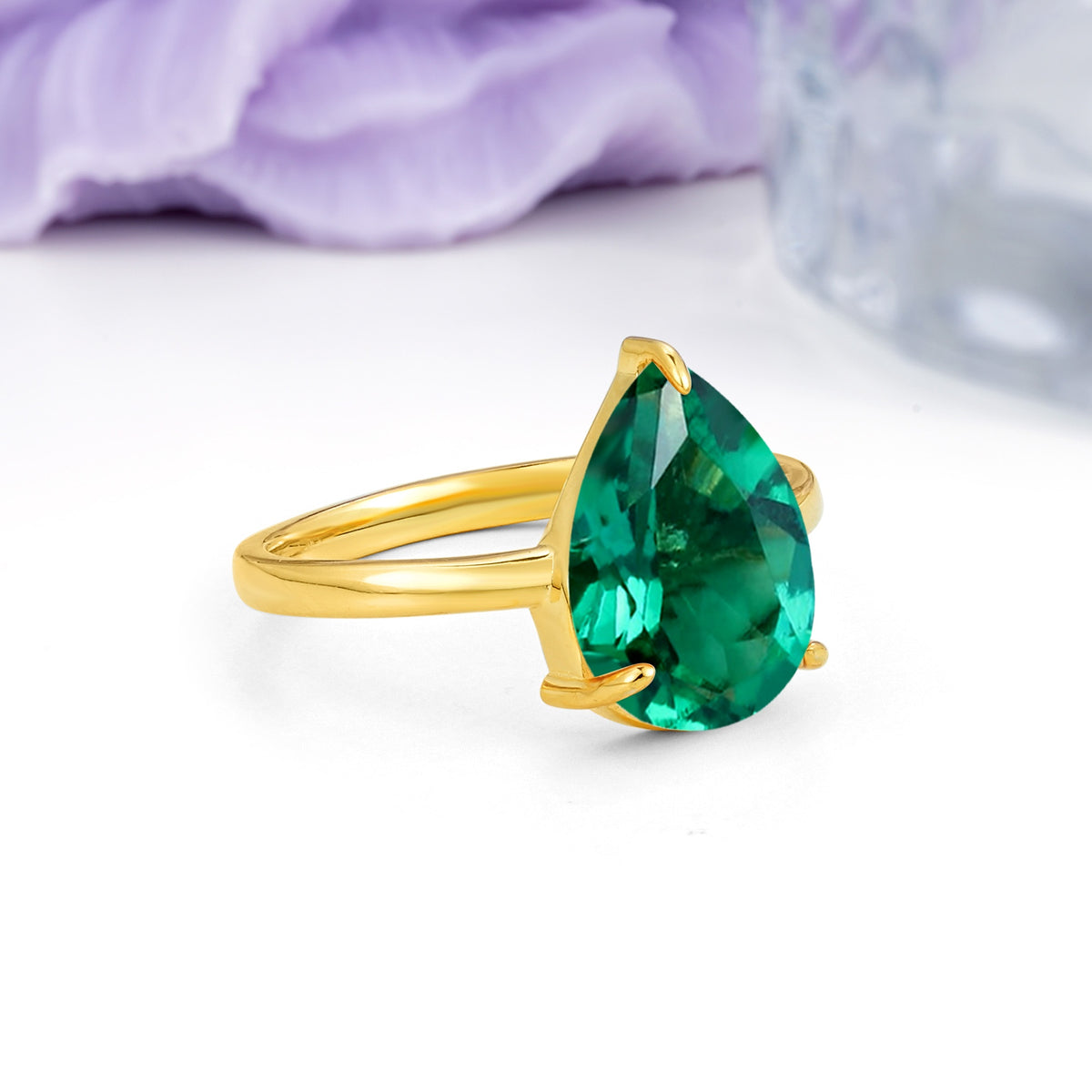 Classic Minimalist 3 Prong Pear Cut Emerald Engagement Ring - Additional view