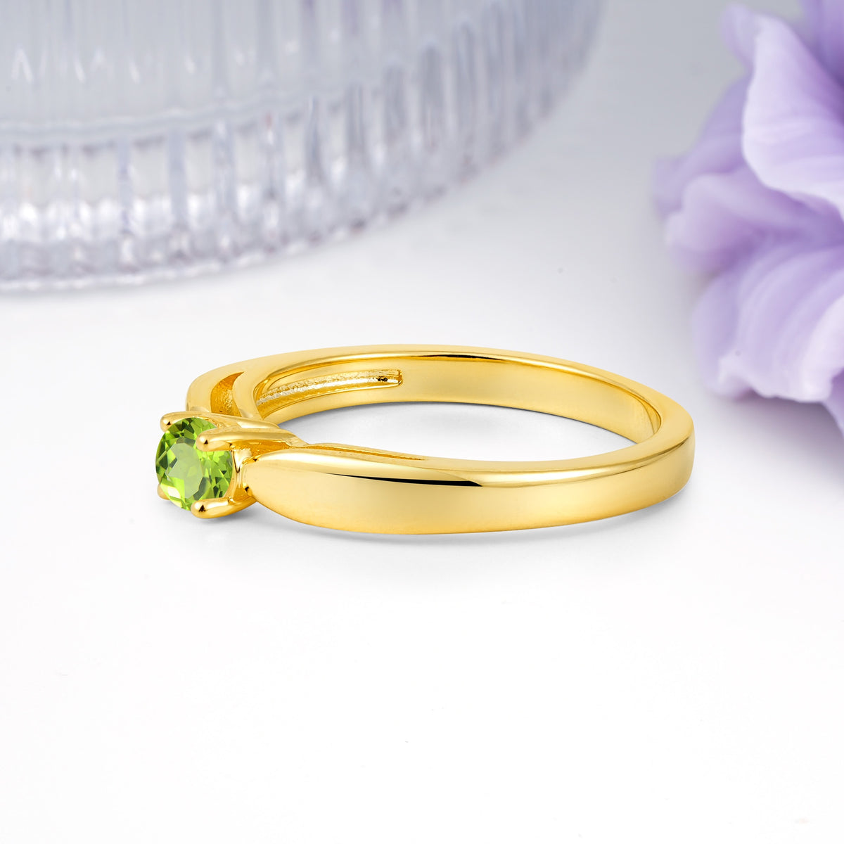 Classic Minimalist 4 Prong Round Cut Peridot Engagement Ring - Additional view
