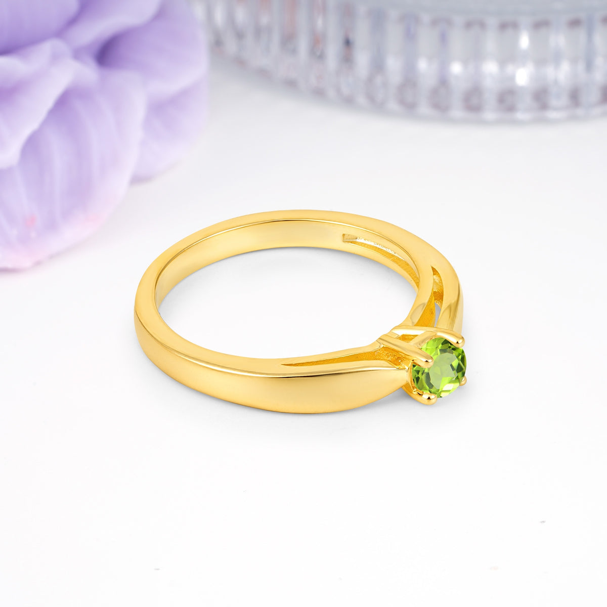 Classic Minimalist 4 Prong Round Cut Peridot Engagement Ring - Additional view