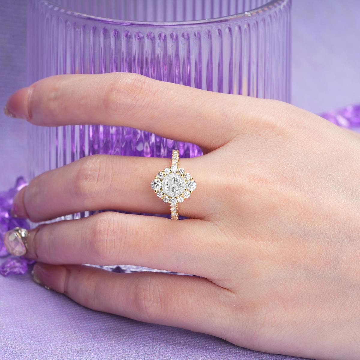Unique Pavé Setting, Luxurious 4-Prong Round Cut Moissanite Engagement Ring