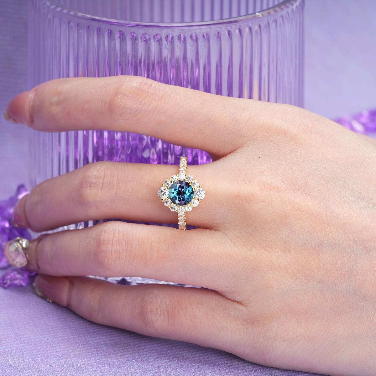 Unique Pavé Setting, Luxurious 4-Prong Round Cut Alexandrite Engagement Ring