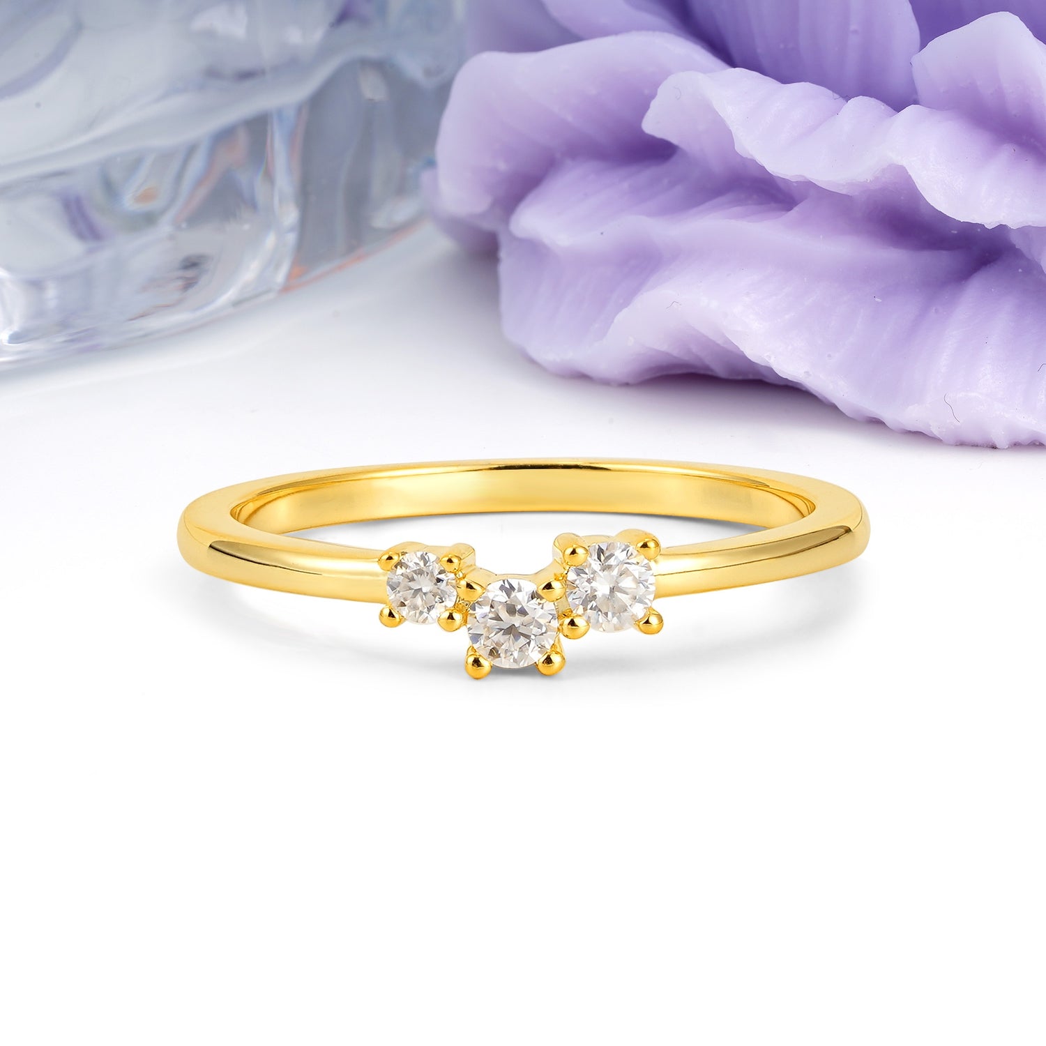 Minimalist Classic 4 Prong Round Cut Moissanite Three stones Wedding Ring