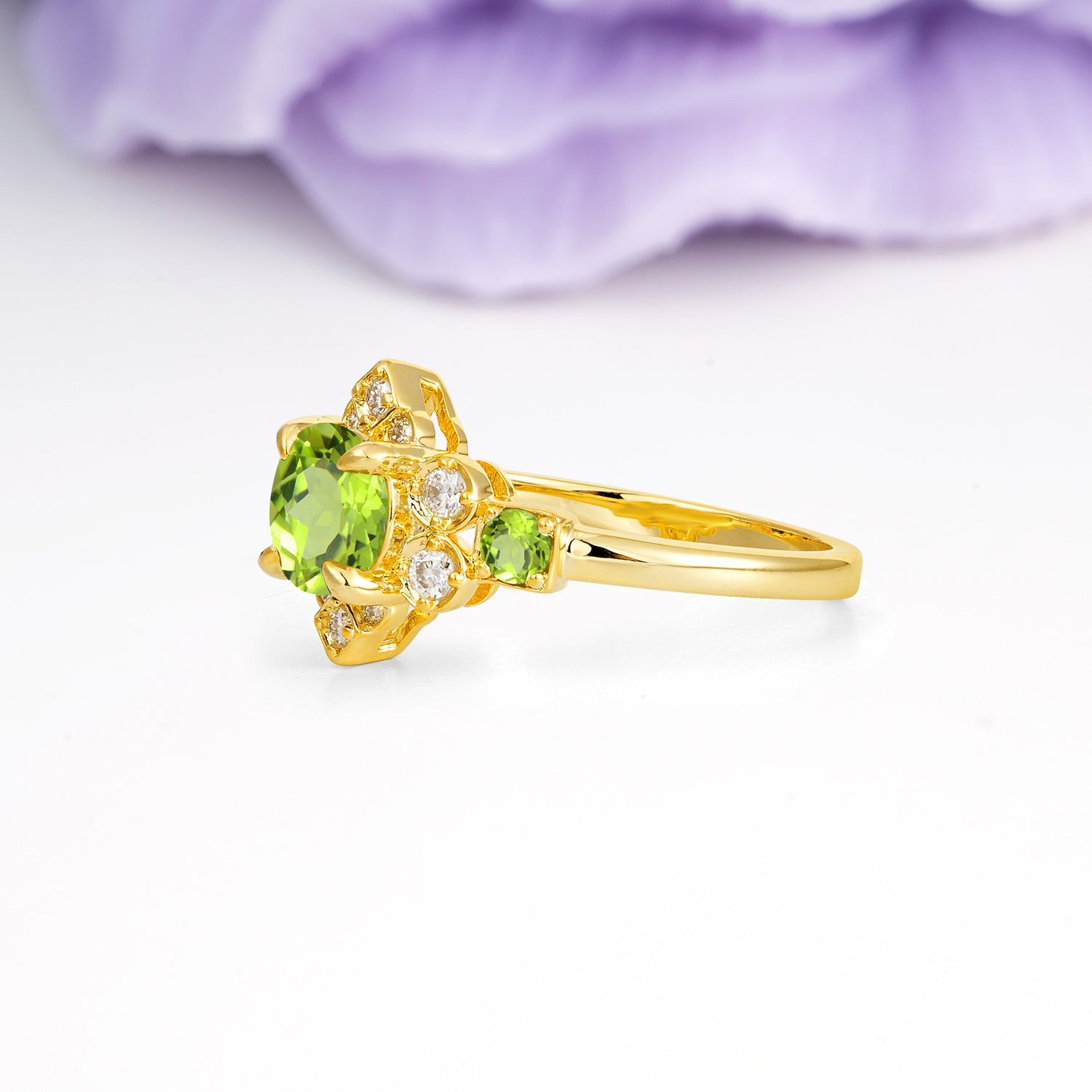 Unique Vintage-Luxury 4-Prong Round Cut Peridot Engagement Ring - Additional view