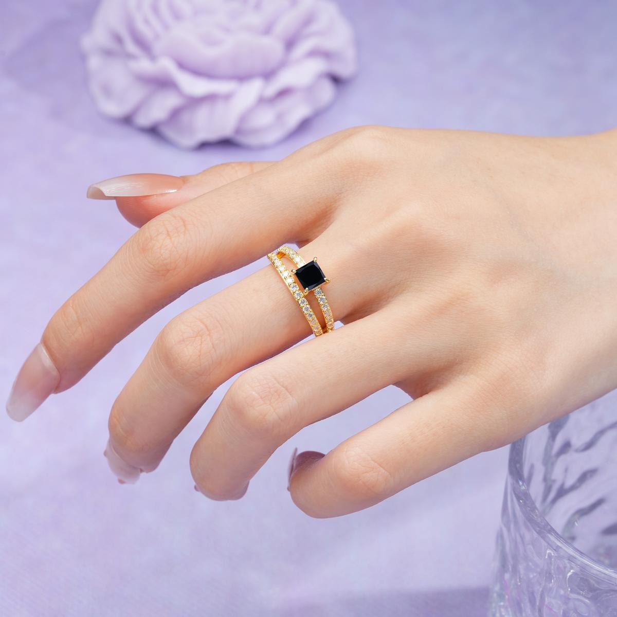 Luxurious Double-Row Diamond, Unique 4-Prong Princess Cut Black Onyx Engagement Ring