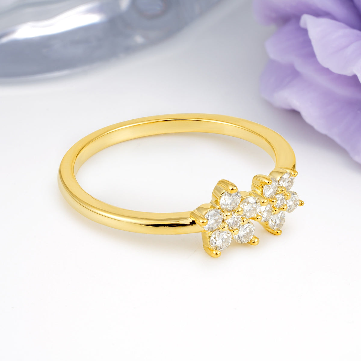 Luxurious and Unique Flower-Shaped 5-Prong Round Cut Moissanite Wedding Ring - Additional view
