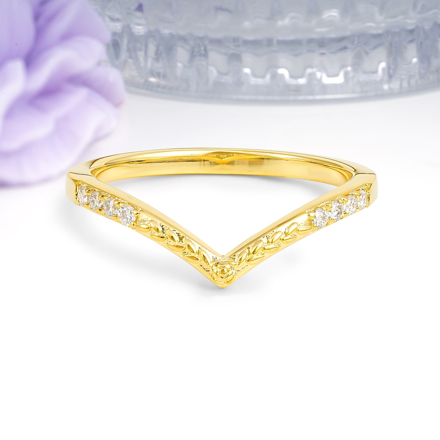 V Shaped Chevron Engraved Wheat Leaf Pave Side Moissanite Wedding Ring