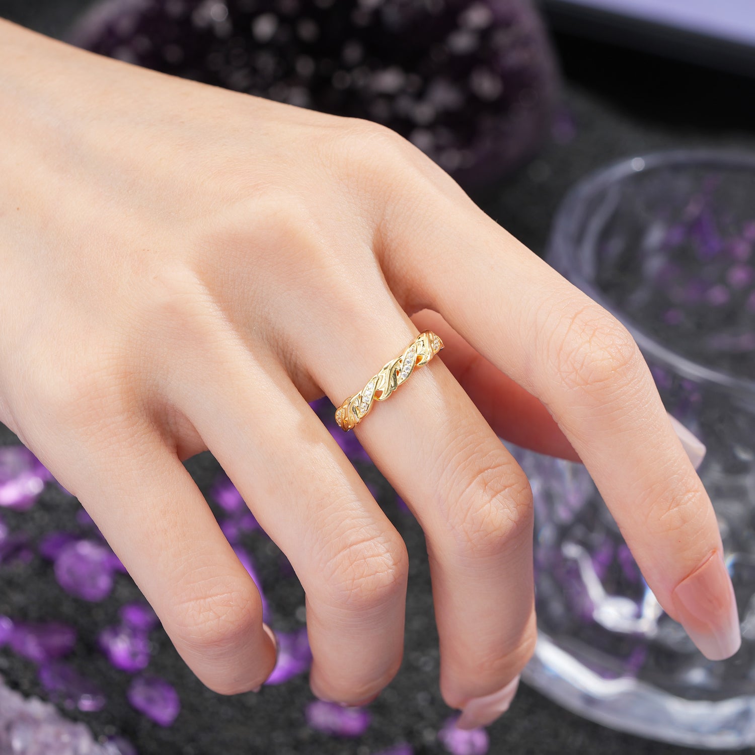 High Sparkle Side Pave Moissanite Carved Grain Branch Round Cut Moissanite Wedding Ring