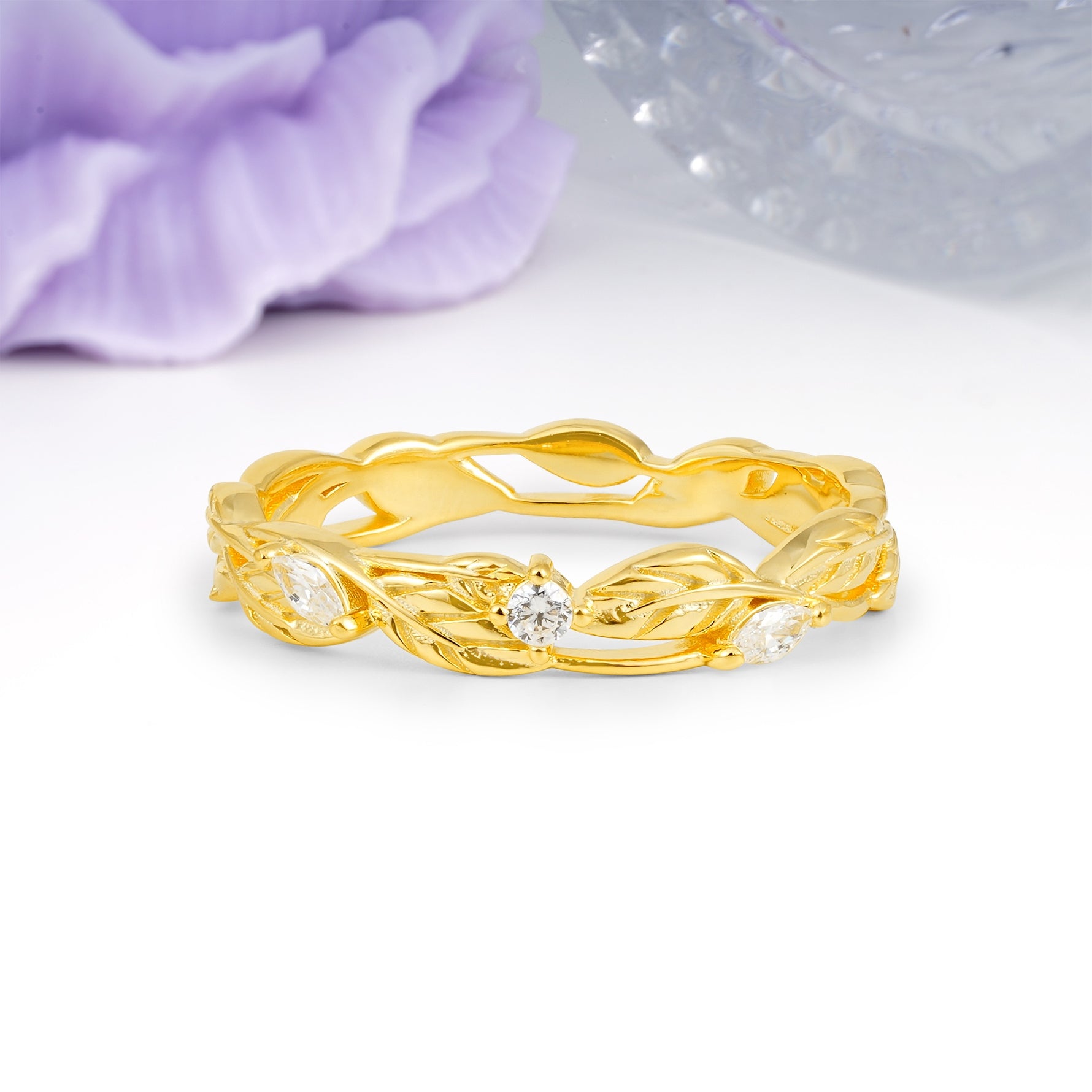 Nature-Inspired Classic Luxury: 4-Prong Round Cut Moissanite Wedding Ring - Additional view