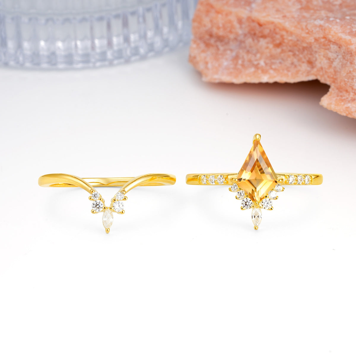 Luxurious Classic 4-Prong Kite Cut Citrine Bridal Ring Set - Additional view