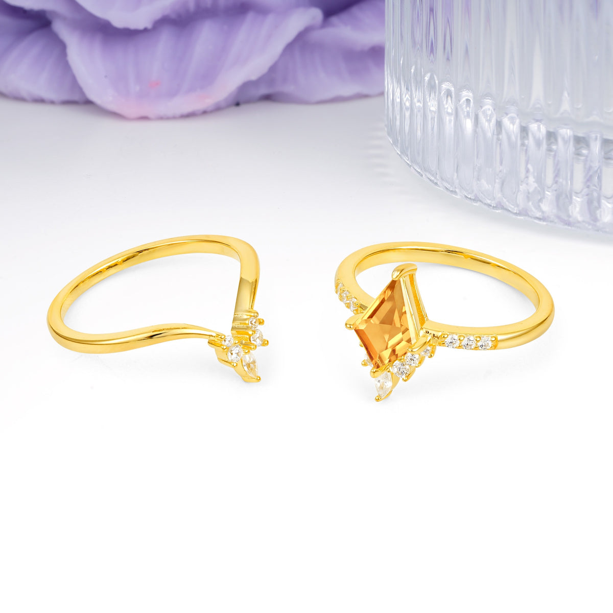 Luxurious Classic 4-Prong Kite Cut Citrine Bridal Ring Set - Additional view