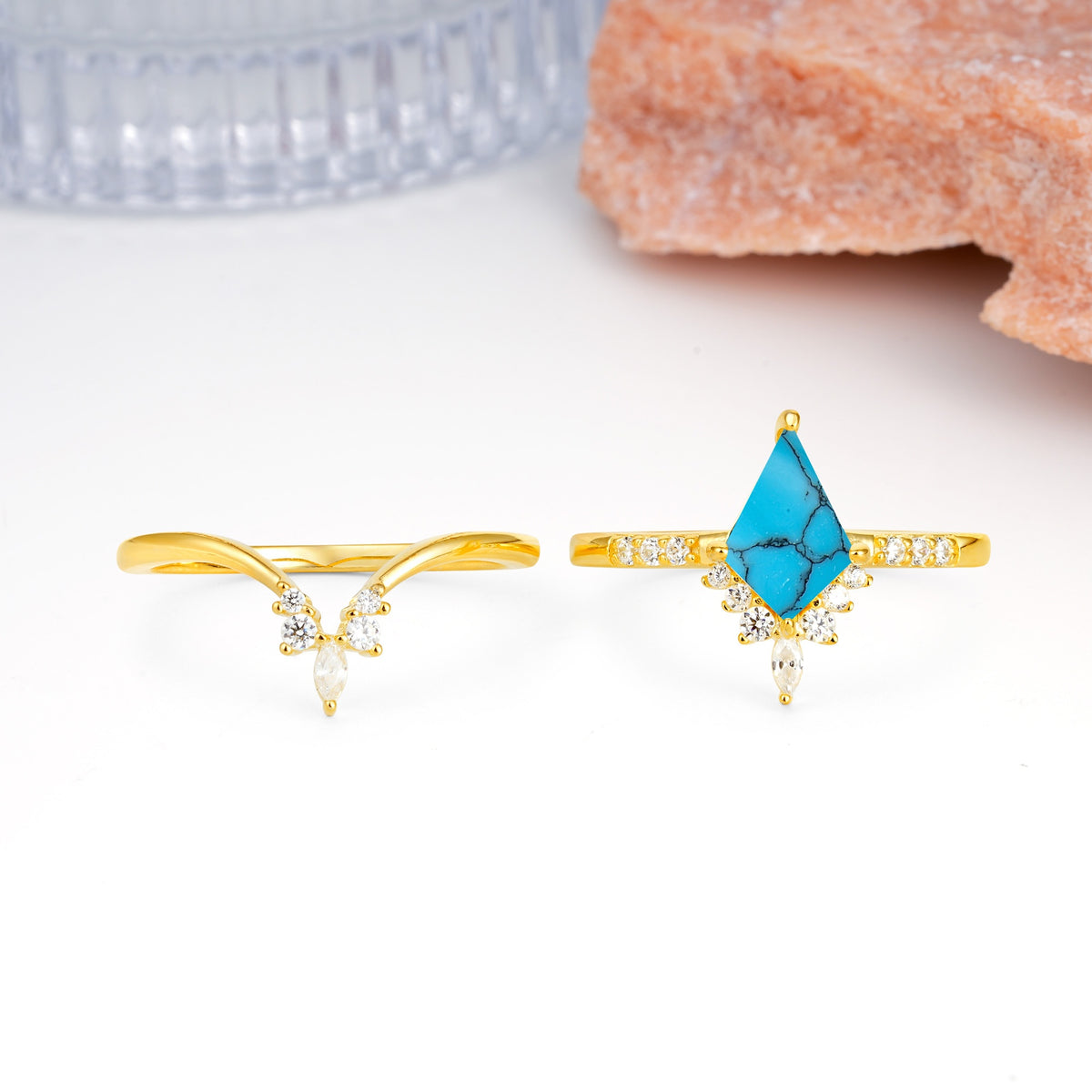 Luxurious Classic 4-Prong Kite Cut Turquoise Bridal Ring Set - Additional view