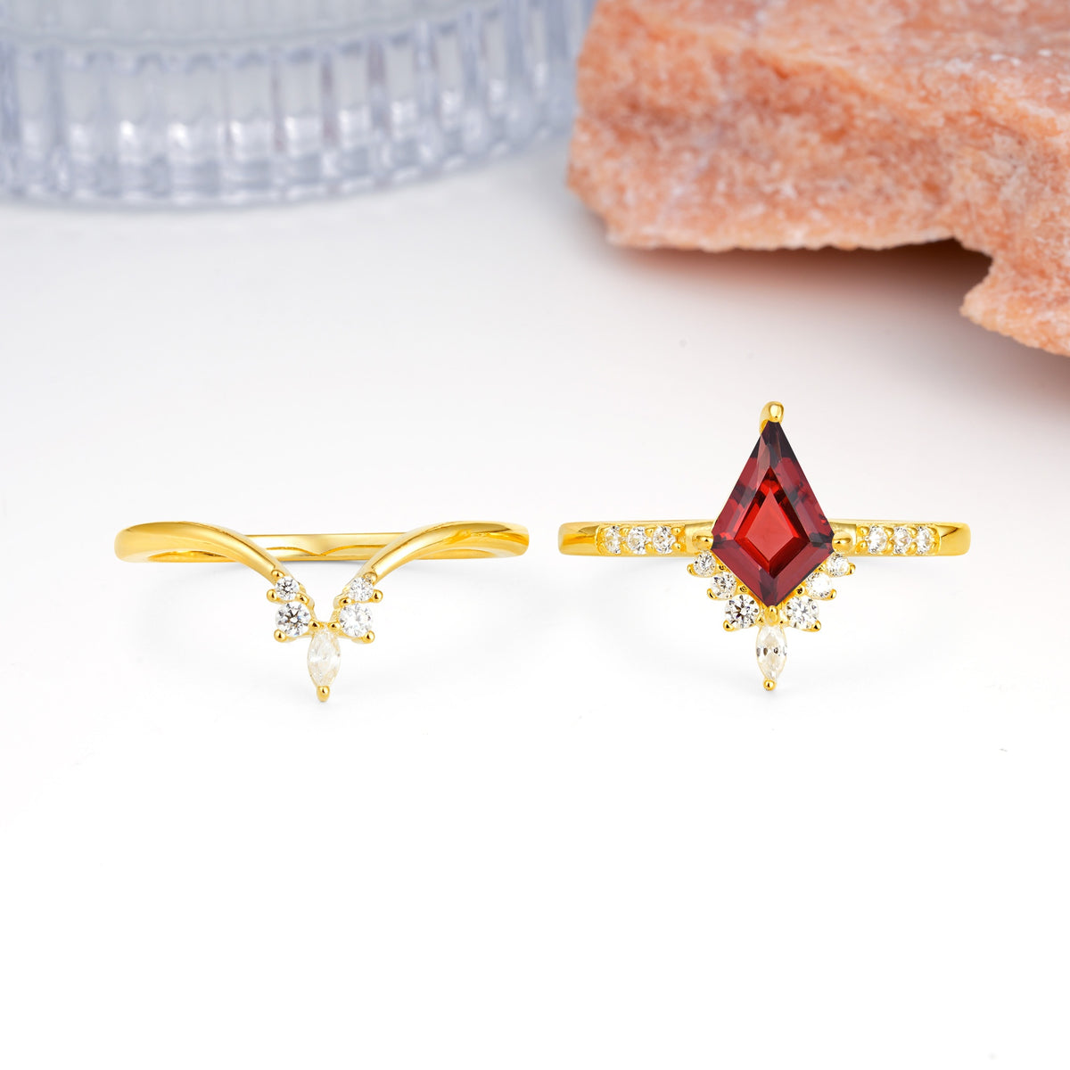 Luxurious Classic 4-Prong Kite Cut Garnet Bridal Ring Set - Additional view