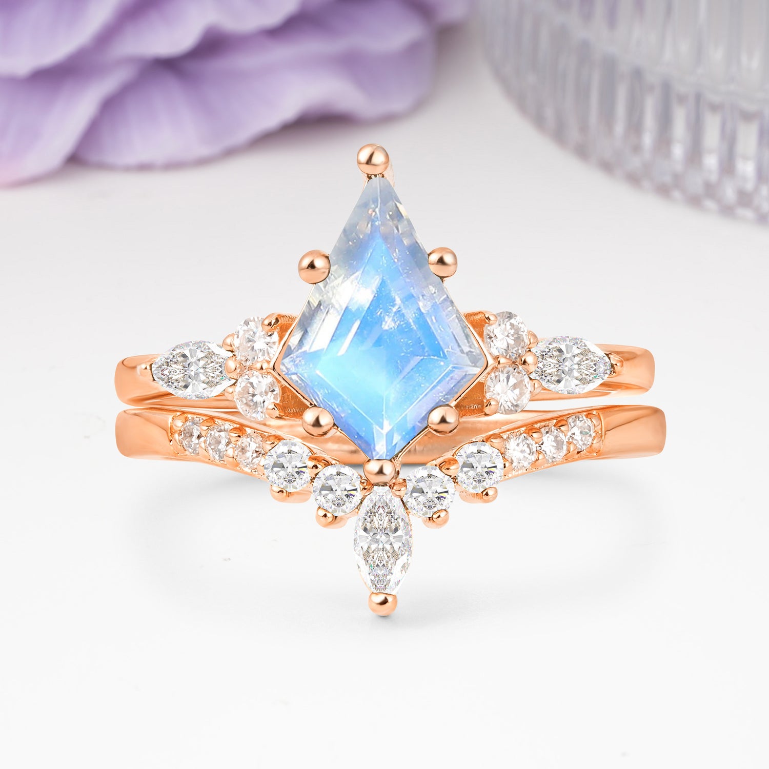 Luxurious 5-Prong Kite Cut Moonstone Bridal Ring Set