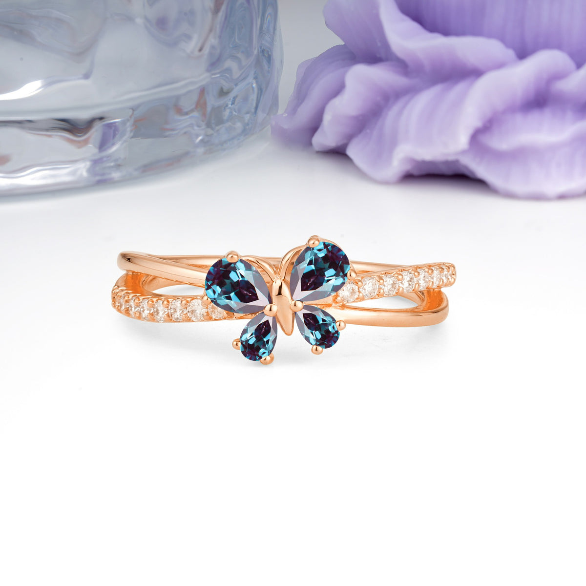 Luminescent Butterfly‑Wing Pear Cut Open‑Shank Alexandrite Wedding Ring - Additional view