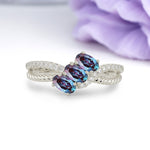Luxurious Intertwined 4-Prong Oval Cut Alexandrite Three-Stone Wedding Ring - Additional view
