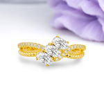 Luxurious Intertwined 4-Prong Oval Cut Moissanite Three-Stone Wedding Ring - Additional view