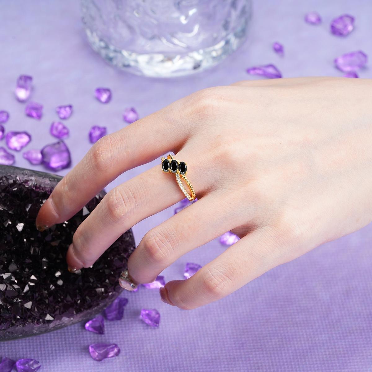 Luxurious And Unique 4 Prong Oval Cut Black Onyx Three Stone Wedding Ring - Additional view