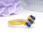 Luxurious Intertwined 4-Prong Oval Cut Alexandrite Three-Stone Wedding Ring - Additional view