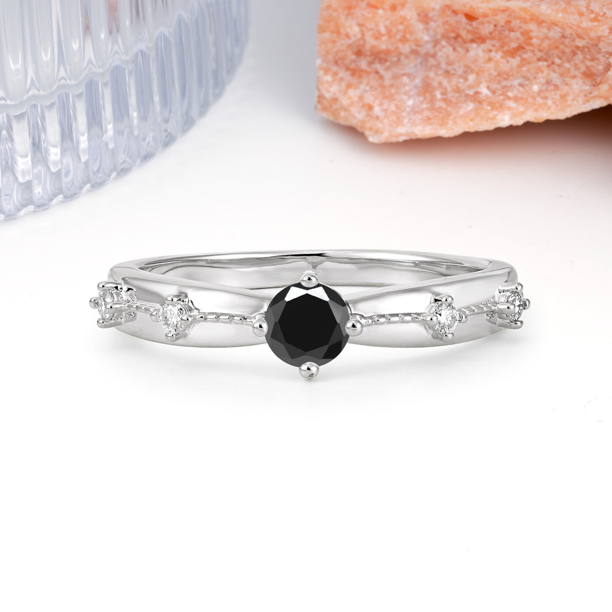 Simply Luxurious 4-Prong Round Cut Black Onyx Wedding Ring - Additional view
