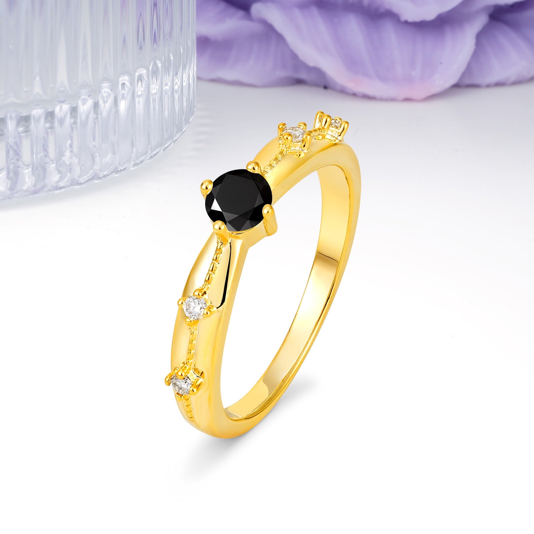 Simply Luxurious 4-Prong Round Cut Black Onyx Wedding Ring - Additional view