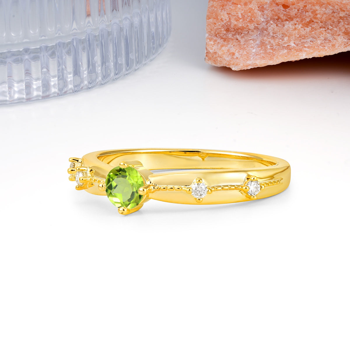 Simply Luxurious 4-Prong Round Cut Peridot Wedding Ring - Additional view