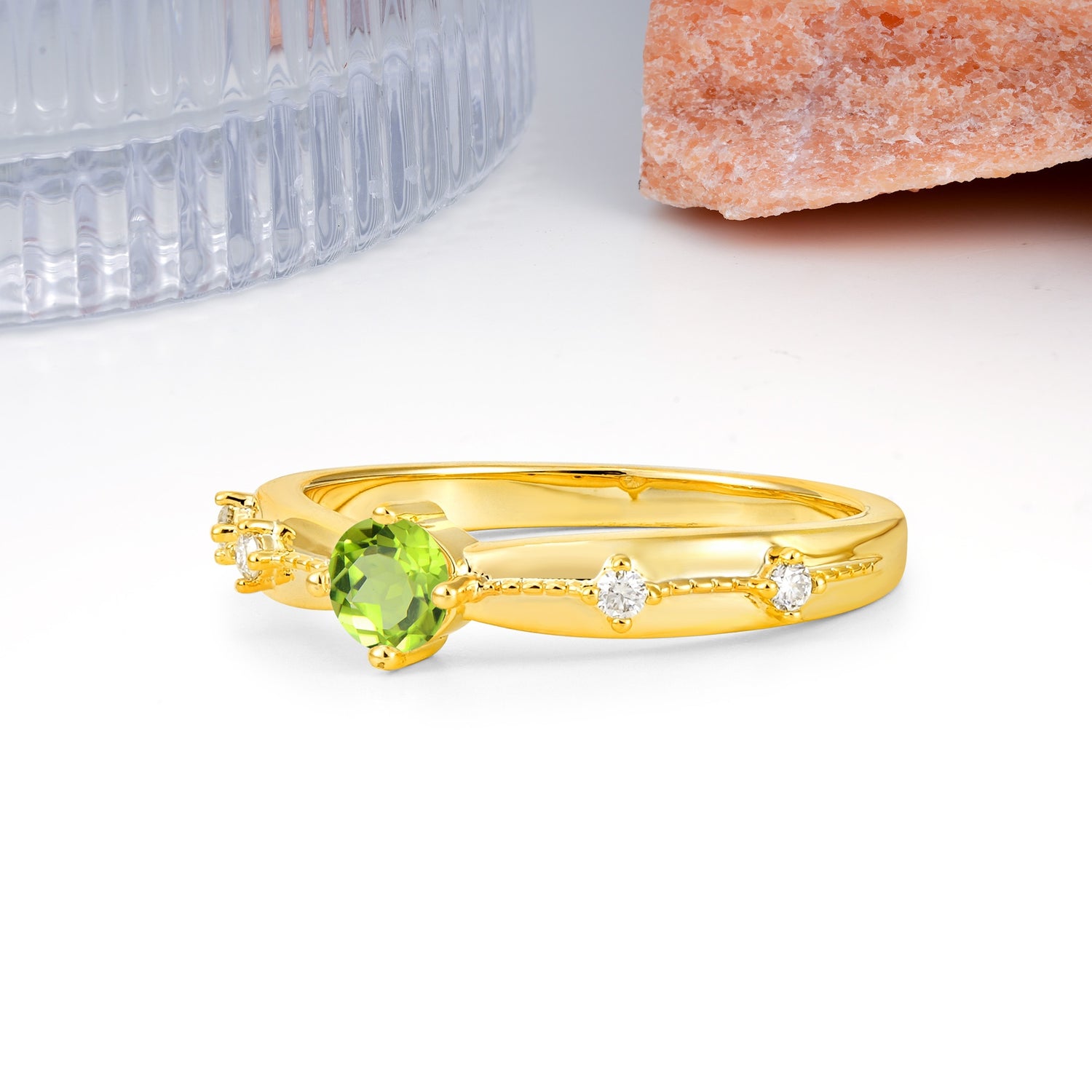 Simply Luxurious 4-Prong Round Cut Peridot Wedding Ring - Additional view