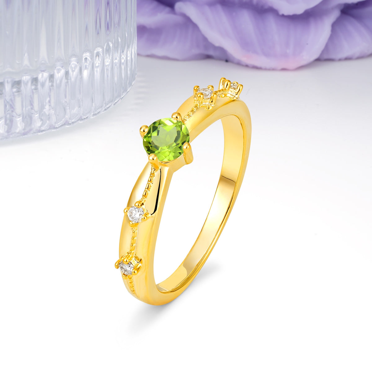 Simply Luxurious 4-Prong Round Cut Peridot Wedding Ring - Additional view
