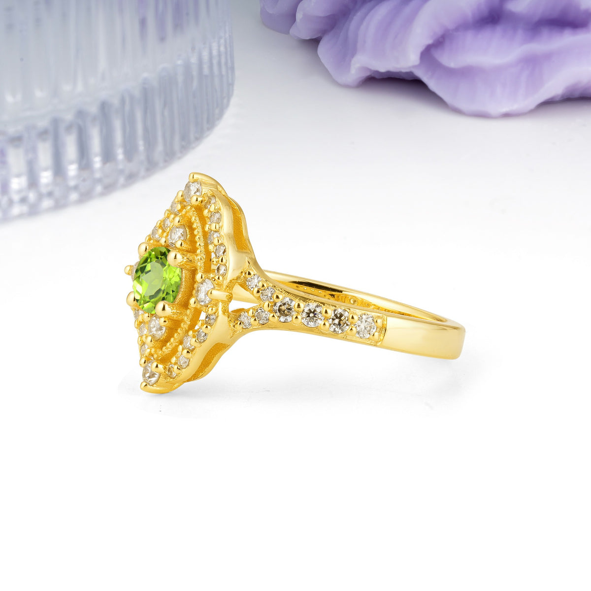 Vintage Art‑Deco Round Cut Peridot Open‑Filigree Halo Engagement Ring - Additional view